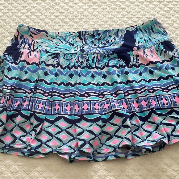 Lilly Pulitzer Luxletic UPF50+ Pleated Skort - Picture 1 of 8